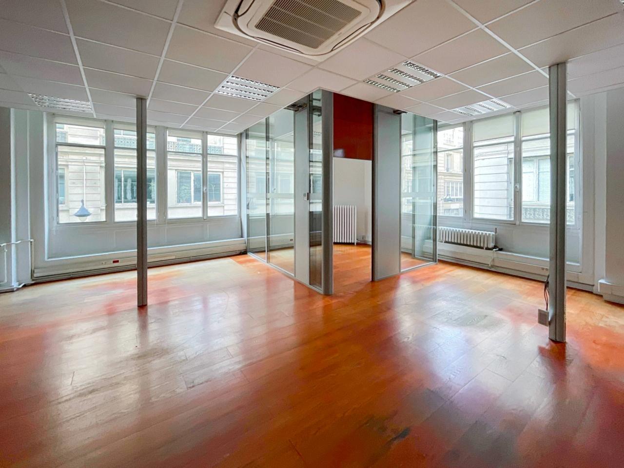 Bureau Paris 896m² Location bureau Paris OLBUR2531789 3